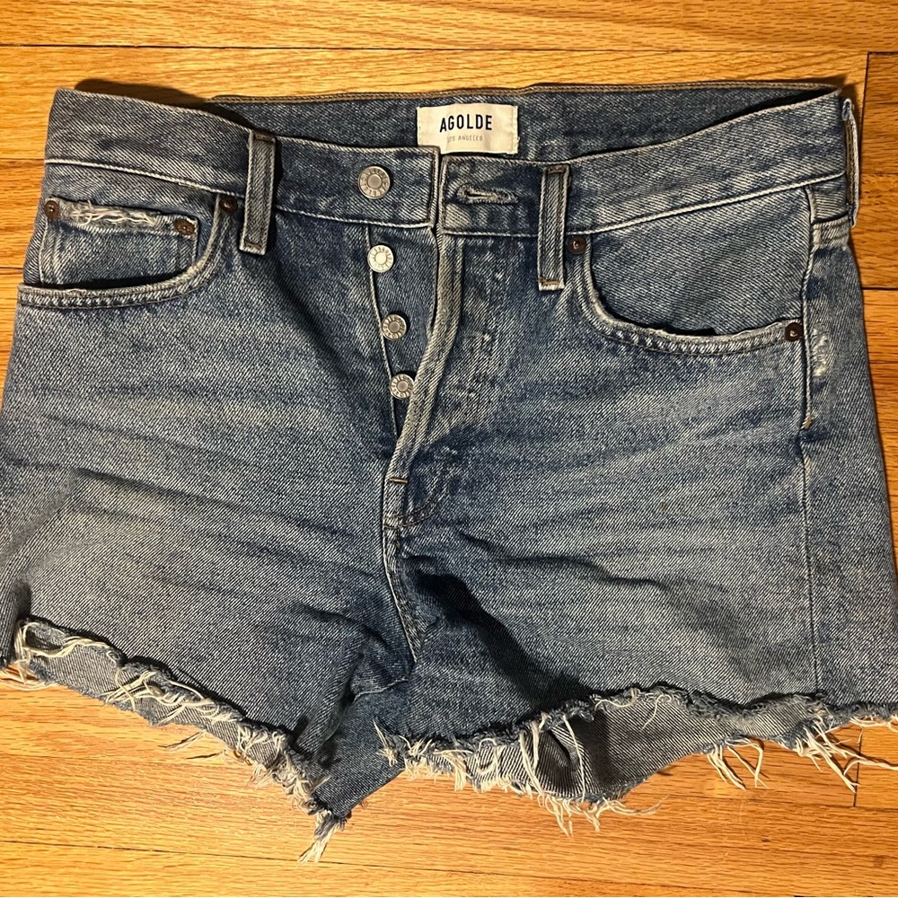 AGOLDE Parker shorts in size 25